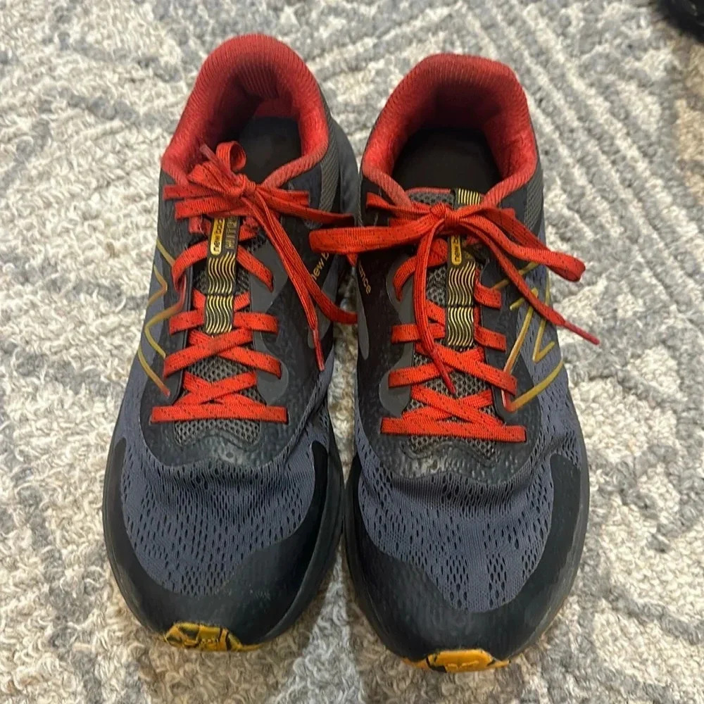 New balance men’s Nitrel Dynasoft shoe size 9 GUC